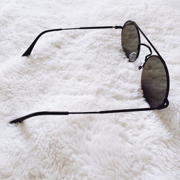 Carly Mirrored Blue & Green Chic Round Sunglasses - Picture 6 of 9